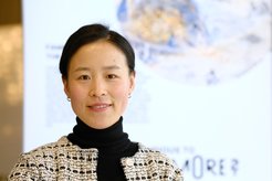 Dr. Tang bei der Preisverleihung in Kiel.