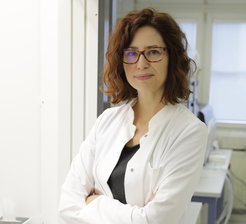 Dr. Barbara Huber in the laboratory