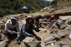 Ausgrabungen an der Fundstätte Yeghegis-1, Armenien
